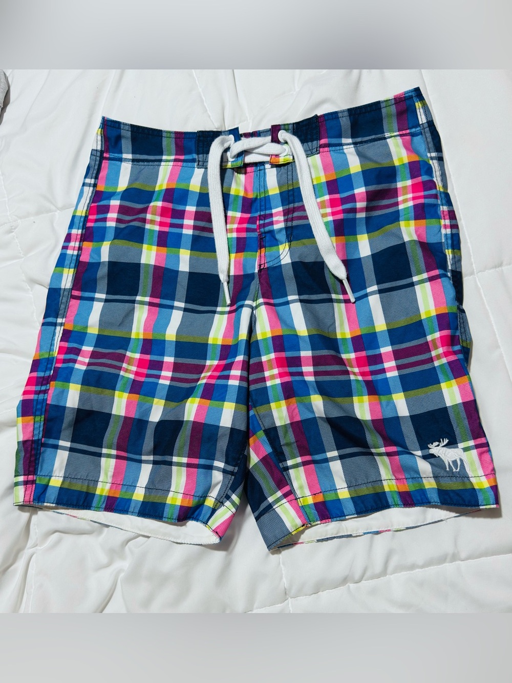 Abercrombie & Fitch Men's Colorful Plaid Swim / board Shorts medium